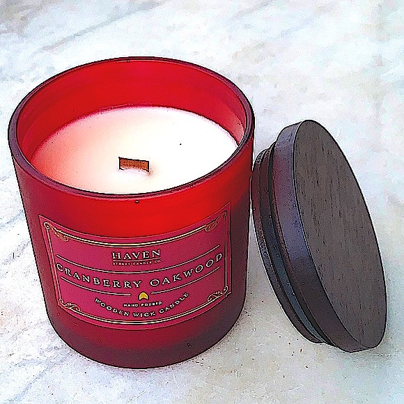 HAVEN STREET CANDLE CRANBERRY OAKWOOD WOOD WICK NEW SOY WAX - Picture 1 of 4